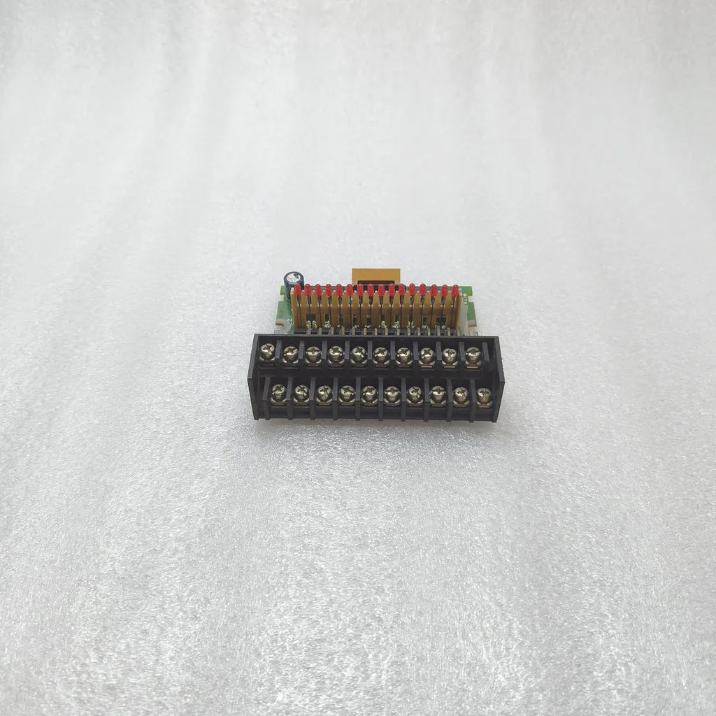 IDEC FA-1J TR16 PLC Transistor Output Module 16 Points