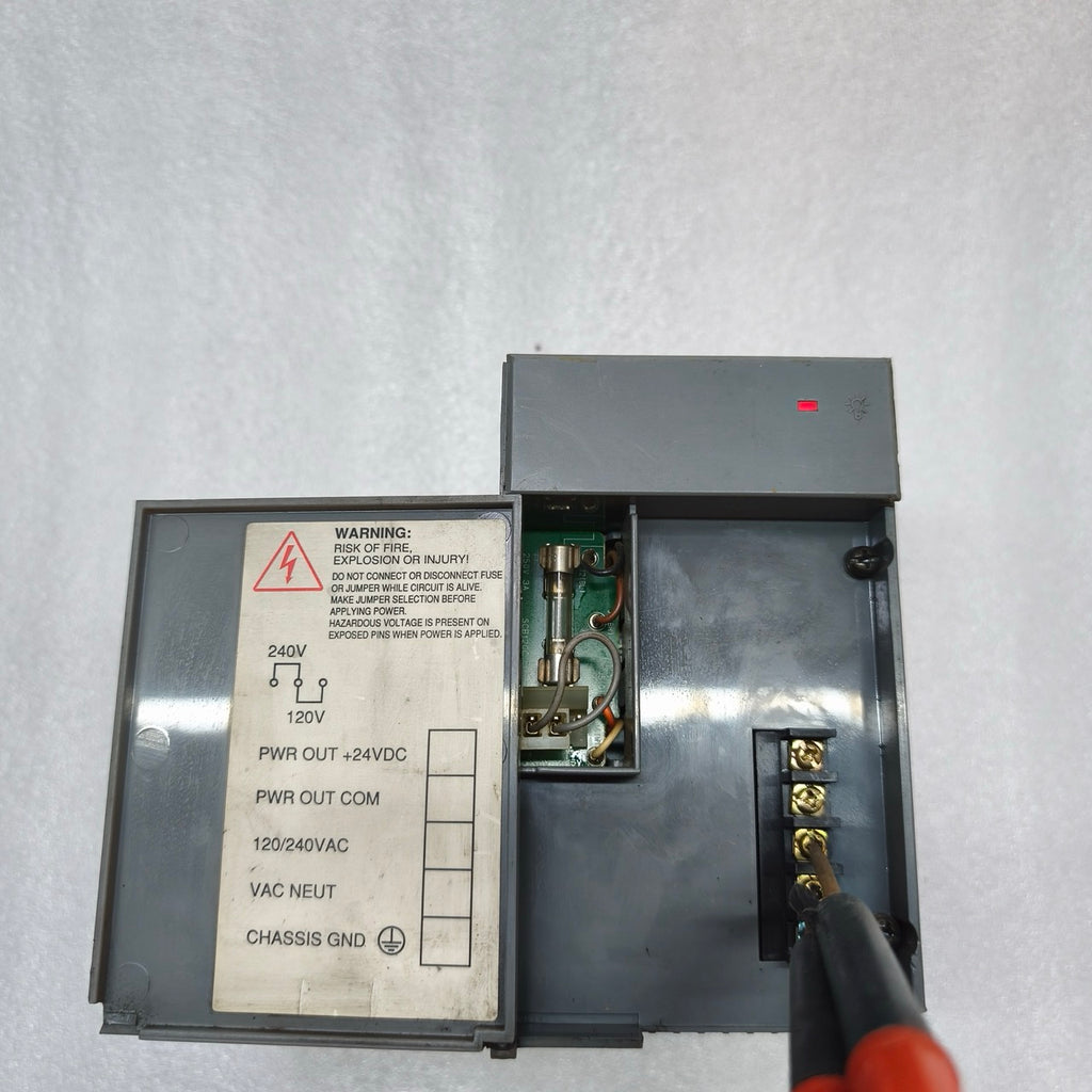 A Bradley 1746-P2 SLC 500 Power Supply 120/240VAC 5A 5VDC