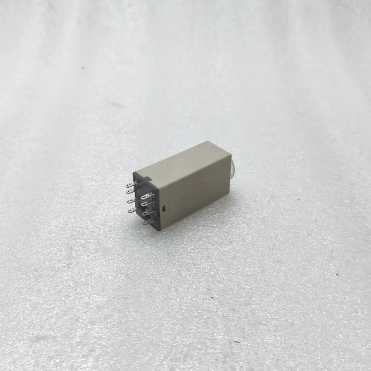 OMRON H3Y-2 Solid-State Timer 110VAC 0-30 sec