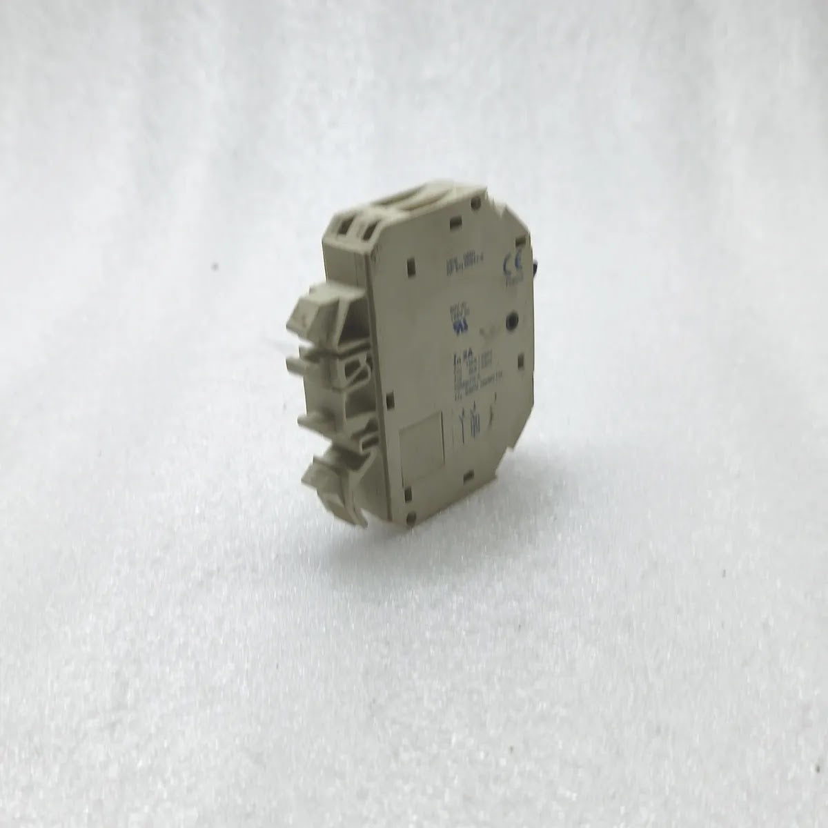 TELEMECANIQUE GB2-CD07 Thermal Magnetic Circuit Breaker 2A 250V