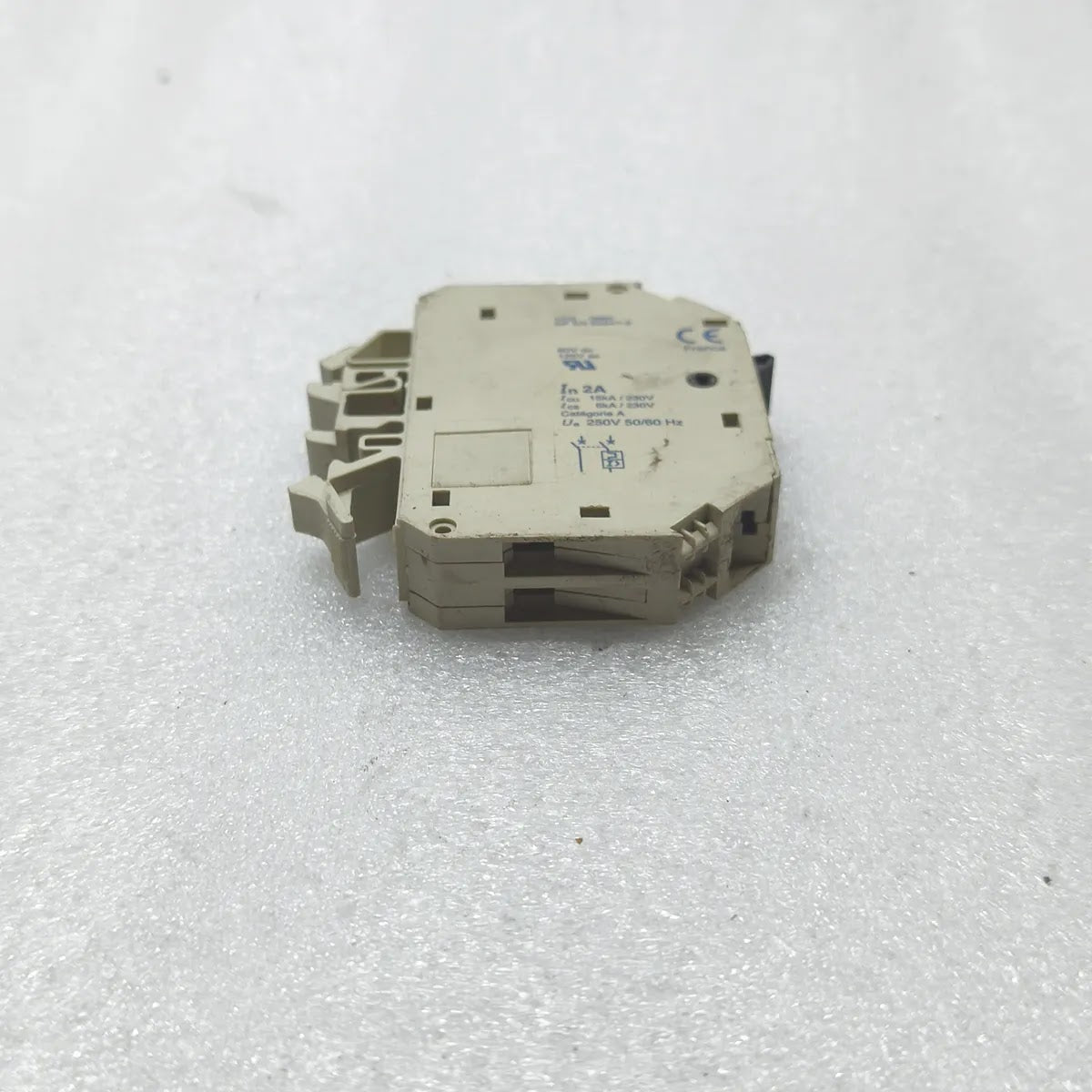 TELEMECANIQUE GB2-CD07 Thermal Magnetic Circuit Breaker 2A 250V
