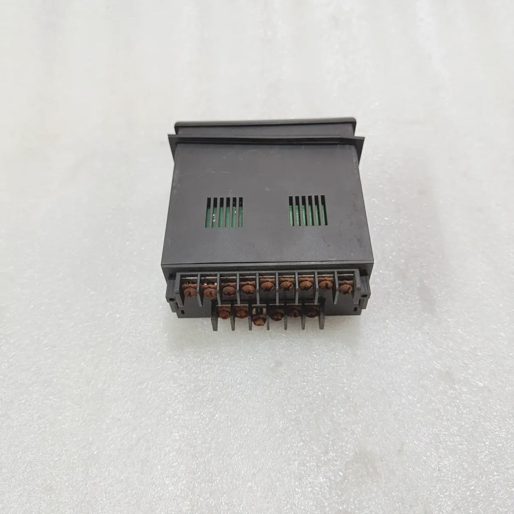 Autonics MP5W-4 Panel Meter Pulse Counter Pre-Owned
