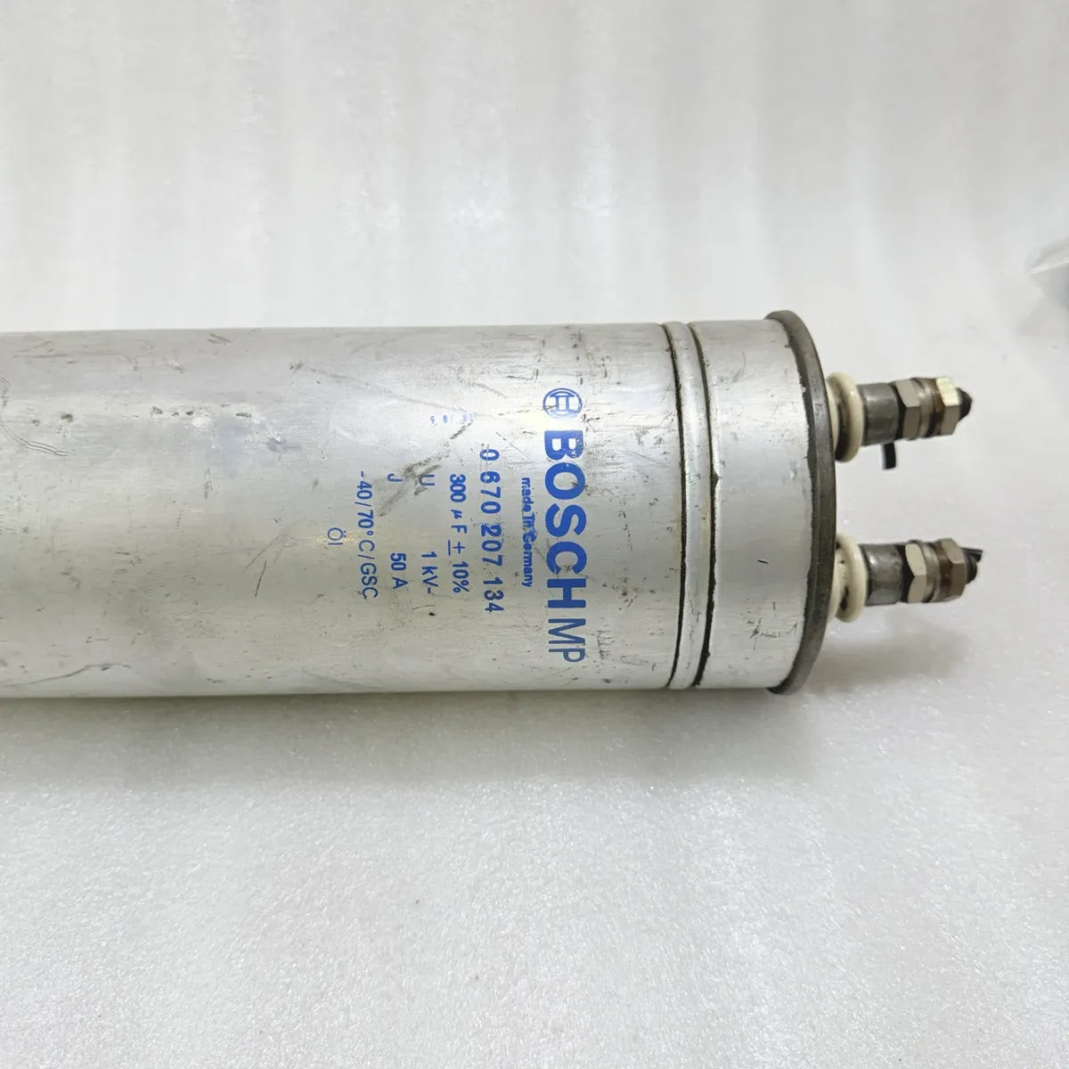 Bosch 0670207134 300uF 1kV Capacitor