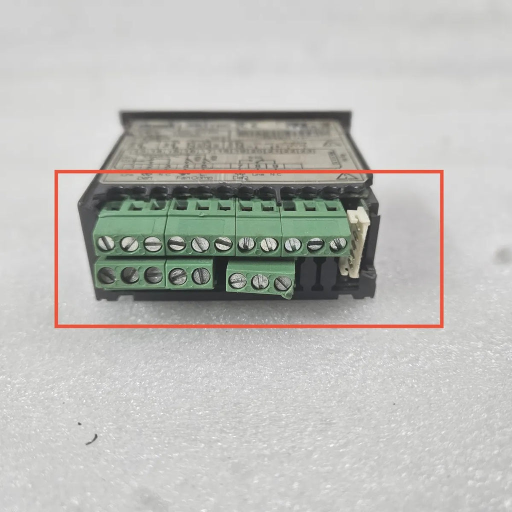 Dixell XR170C -0N0C1- Digital Temp Controller 12V NTC RS485