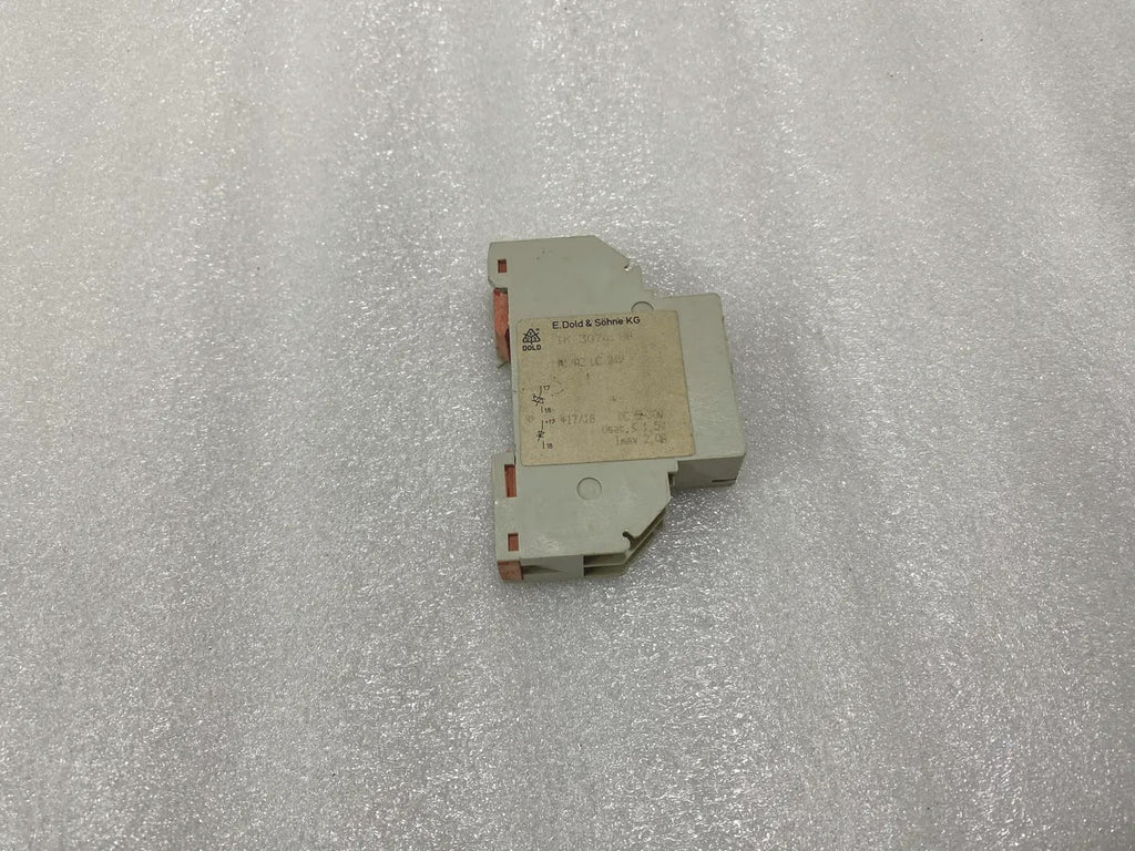 Dold IK 3074.98 Coupling Isolating Relay 24V DC-Ex Intrinsically Safe Pre-Owned