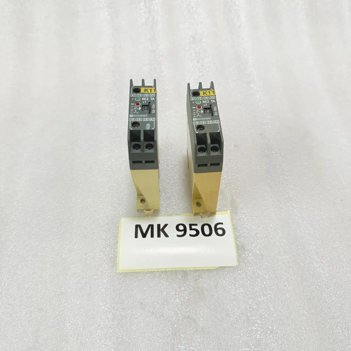 Telemecanique RE2-TA1113M Timer Relay 110-240V 0.5-10s Pre-Owned