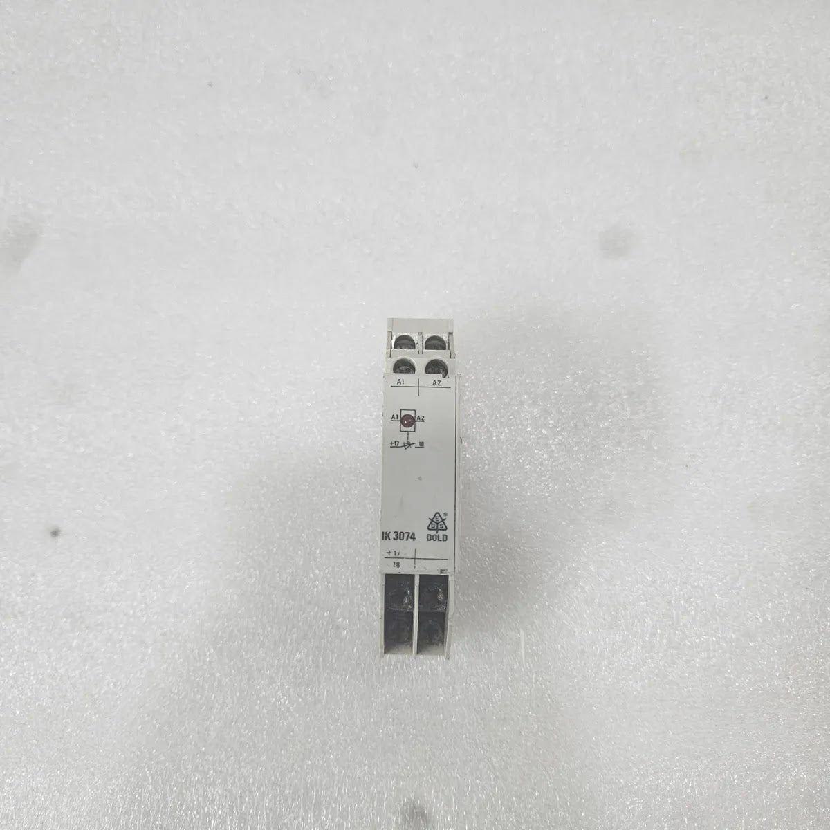 Dold IK 3074 Coupling Relay DC 5-30V 24V DIN Rail Module