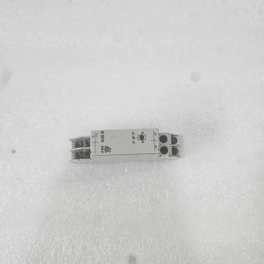 Dold IK 3074 Coupling Relay DC 5-30V 24V DIN Rail Module