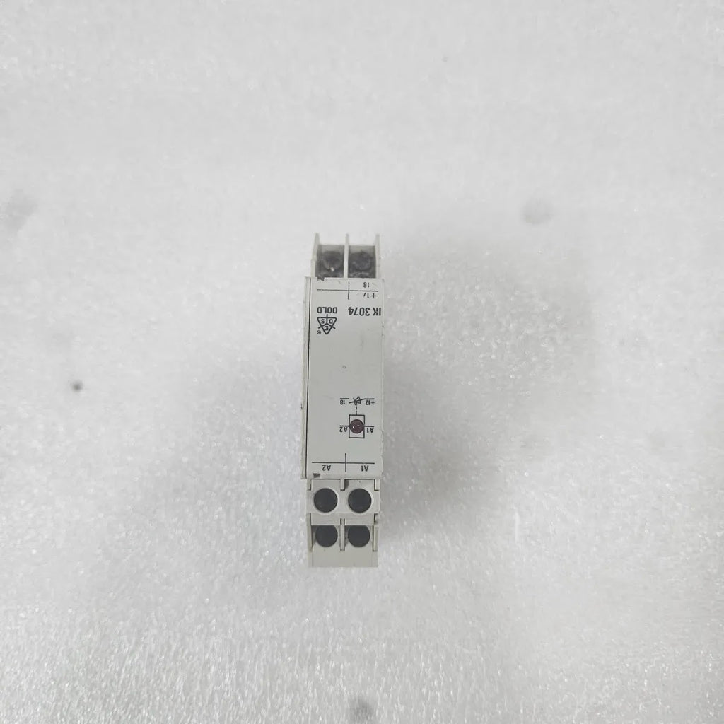 Dold IK 3074 Coupling Relay DC 5-30V 24V DIN Rail Module