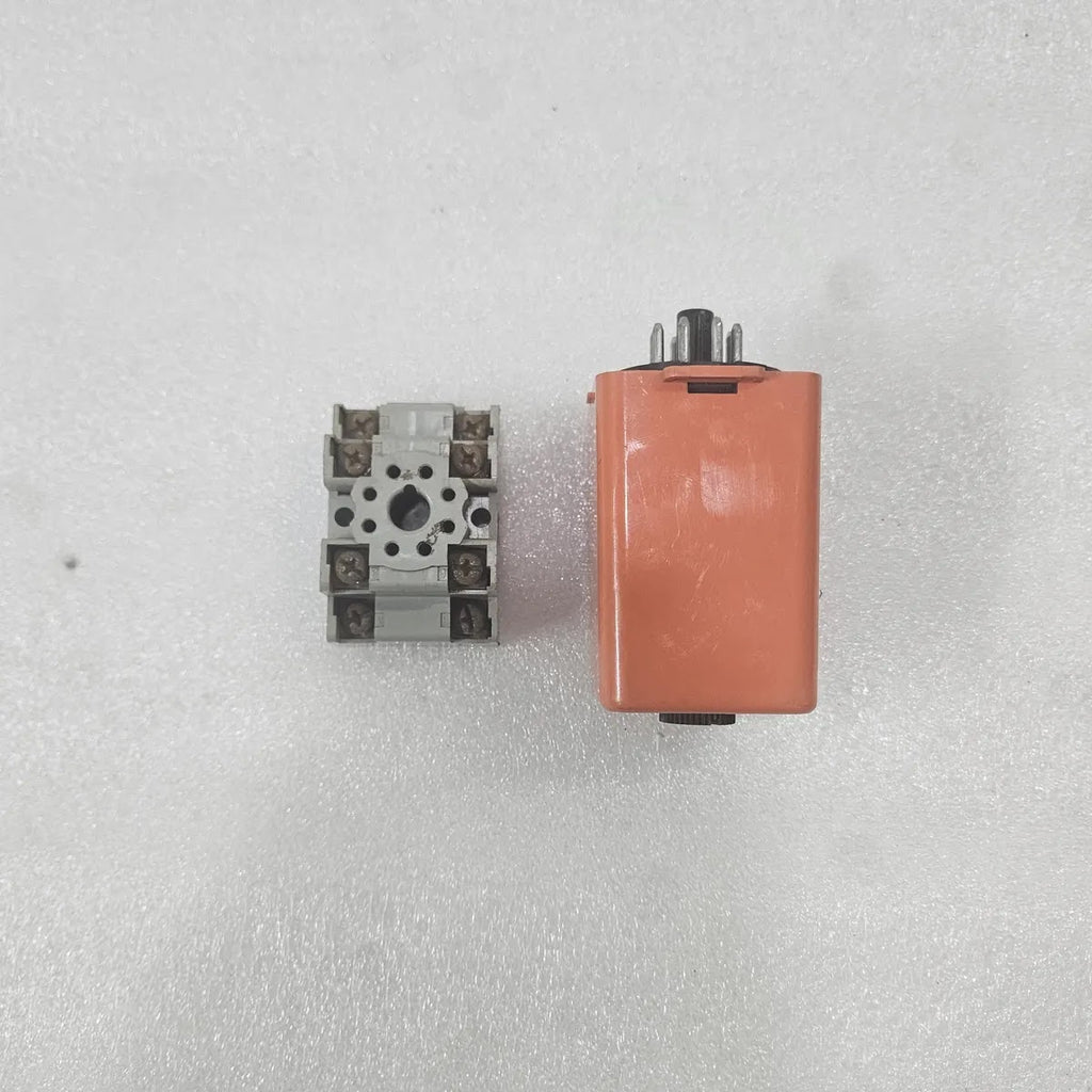 Eagle Signal Controls 80E2A603 On-Delay Timer Relay 120V AC 60Hz