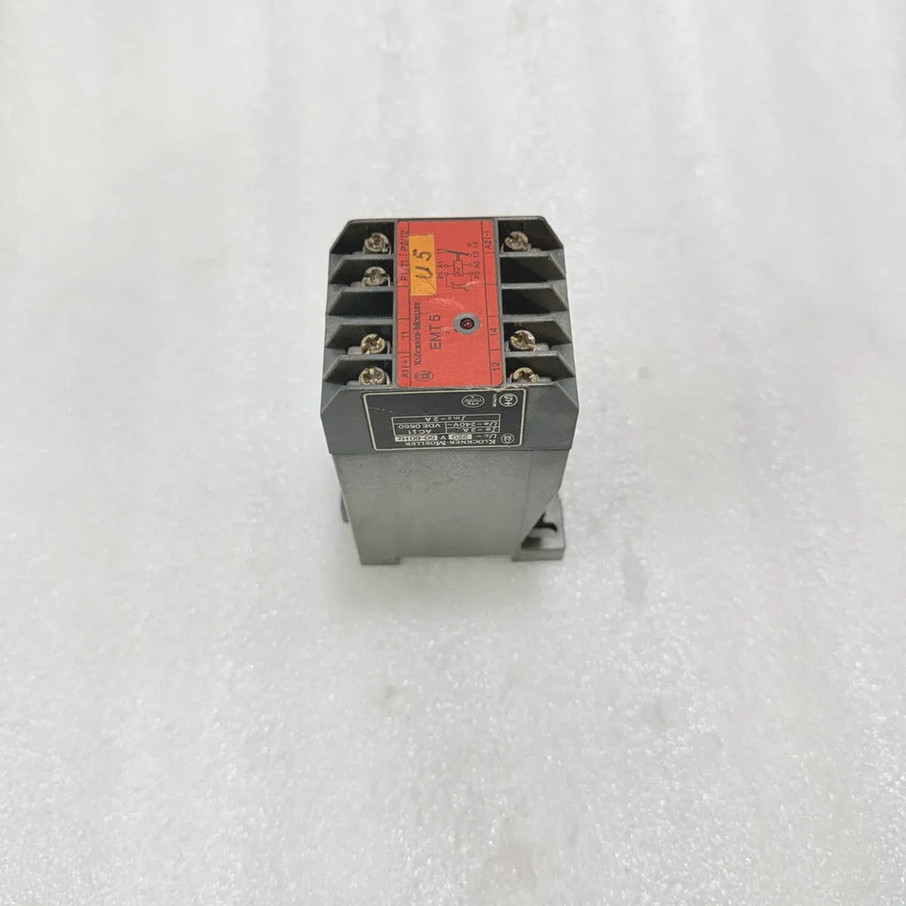 Klockner-Moeller EMT 5 Thermistor Motor Protection Relay Pre-Owned
