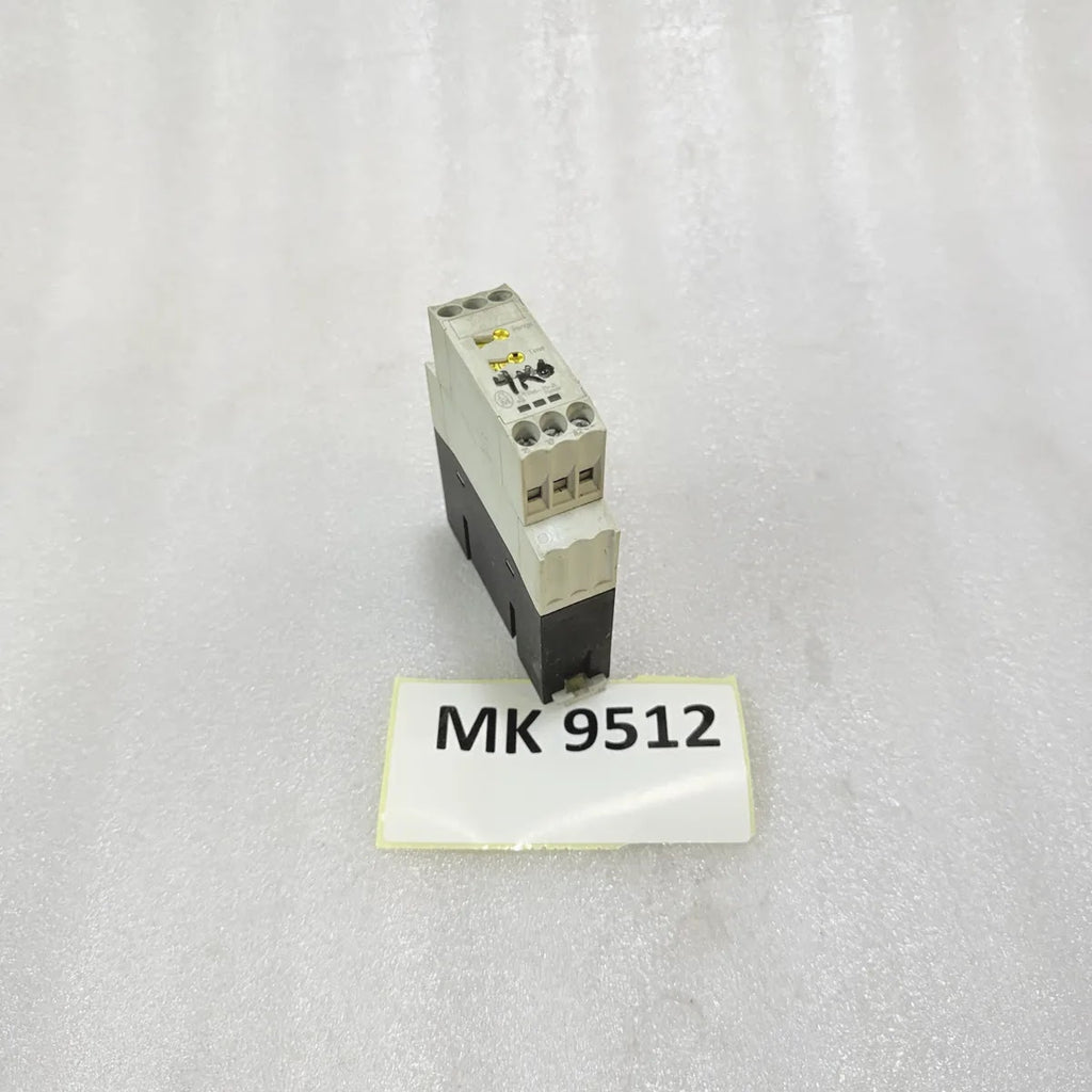 Moeller ETR4-11-A Timing Relay 24-240V AC/DC 0.05s-100h Pre-Owned