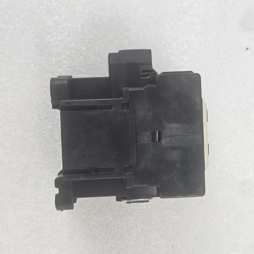 Fuji Electric SC-05 4NC0G0 Contactor 20A 100-110V Coil AC3