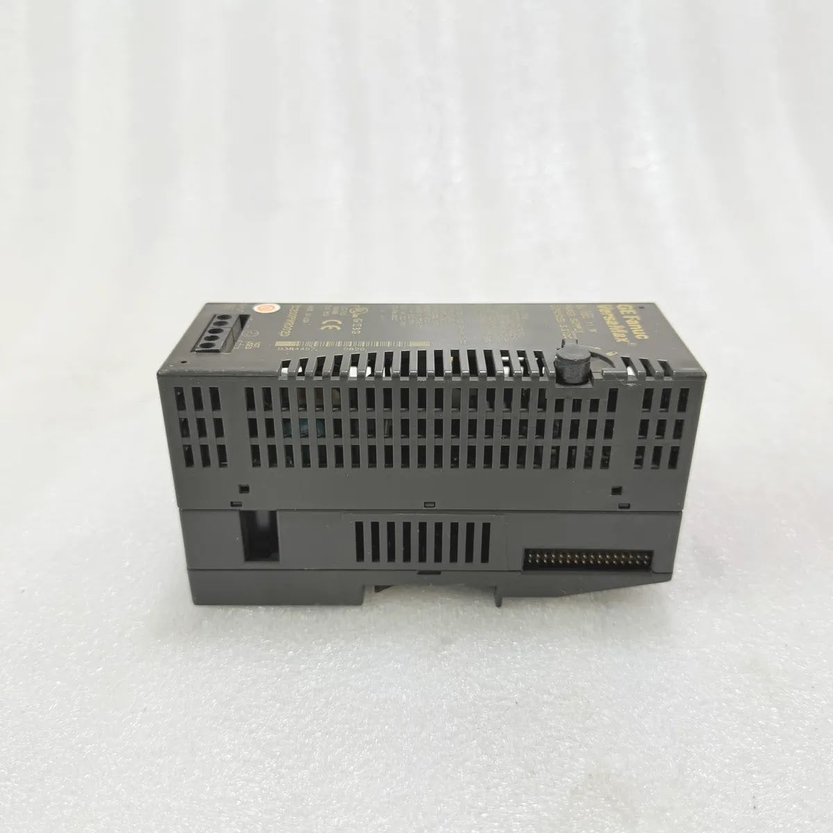 GE Fanuc IC200PWR002D VersaMax Power Supply 24VDC Pre-Owned