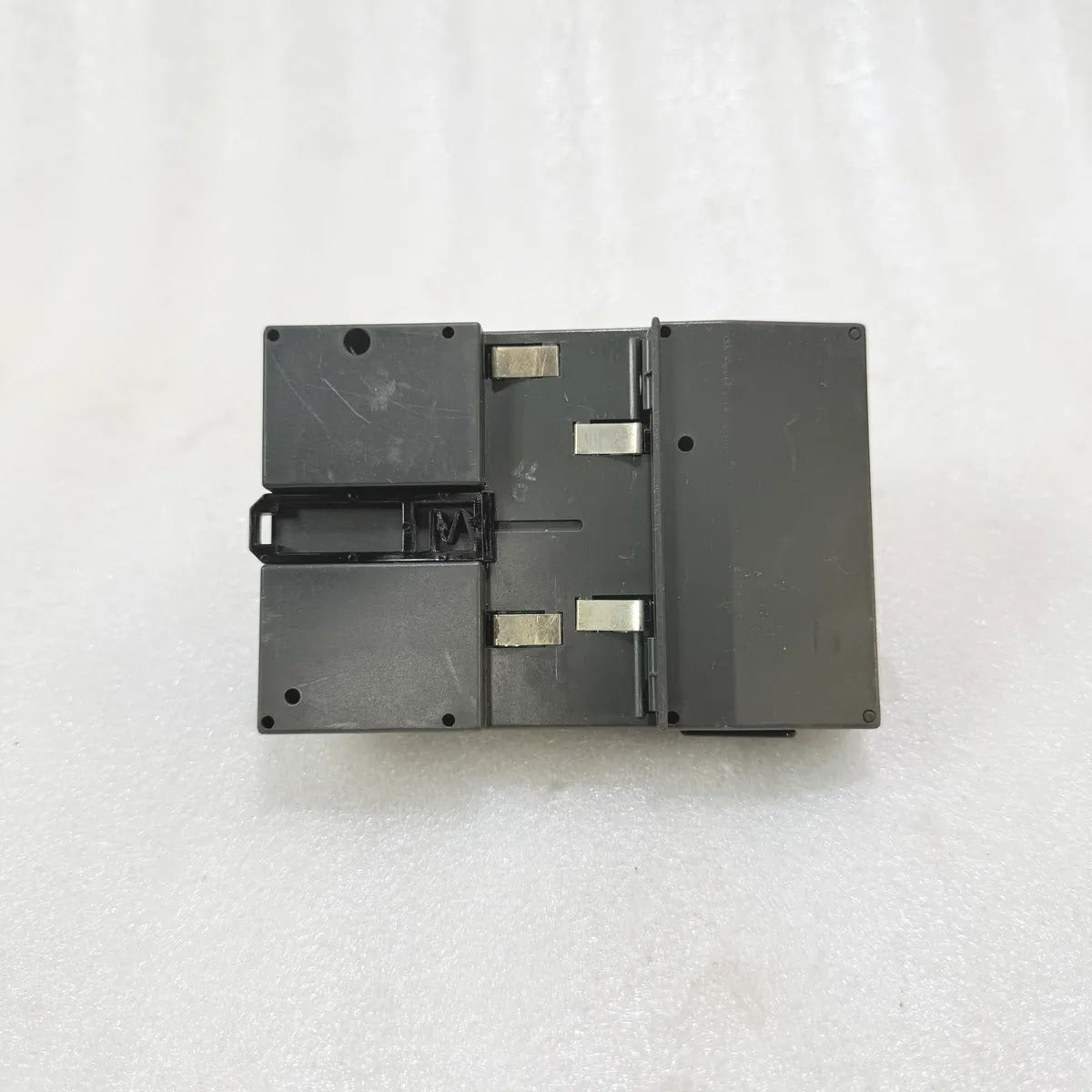 GE Fanuc IC200PWR002D VersaMax Power Supply 24VDC Pre-Owned