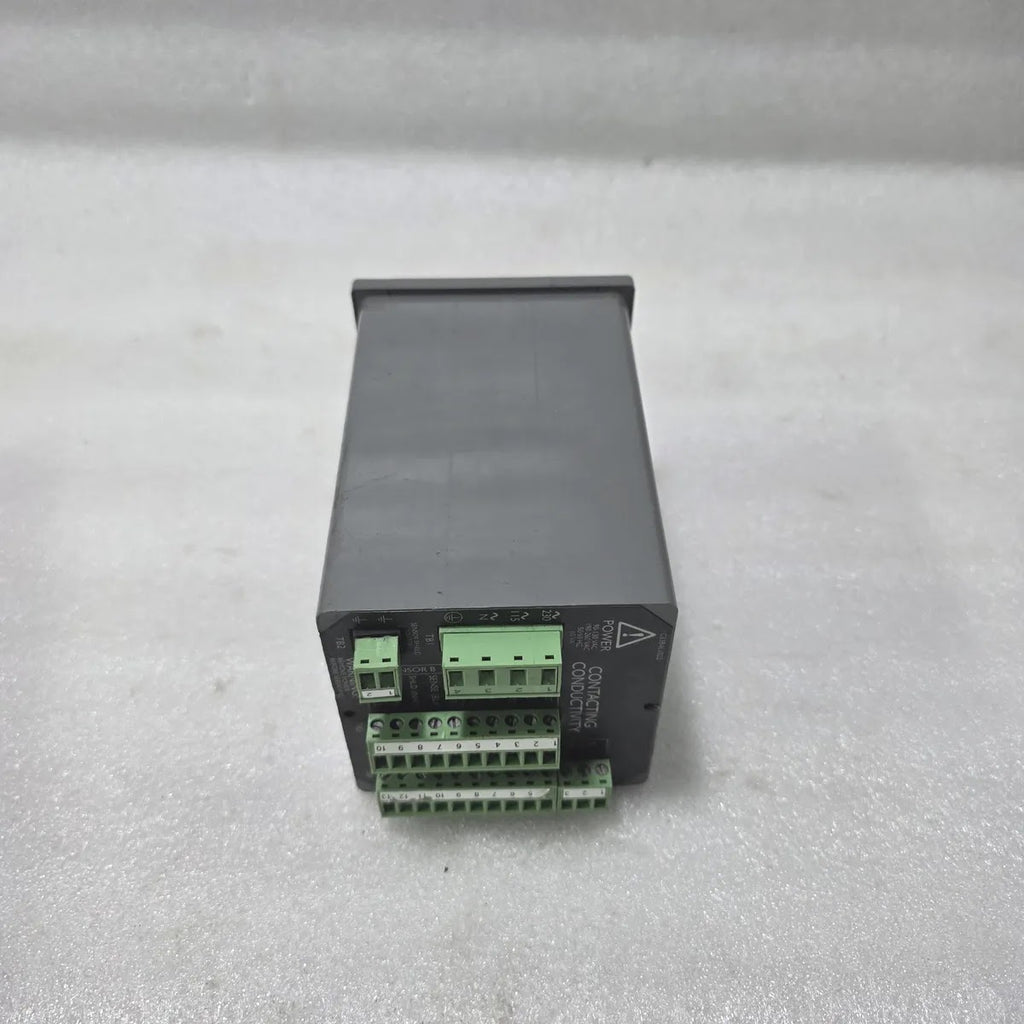 GLI International C33A1NN Model 33 Conductivity Analyzer 115/230V Pre-Owned