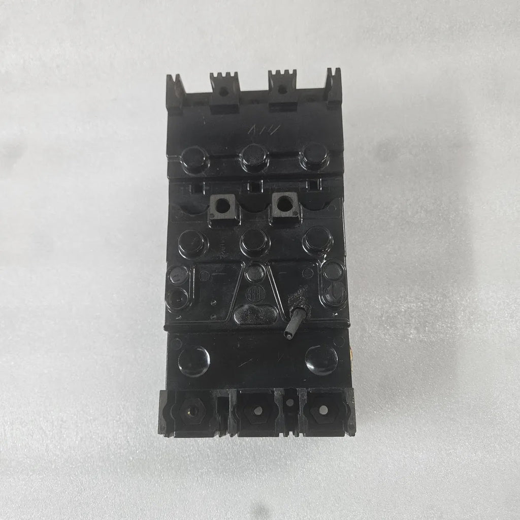 Gould ITE CE3-B050 Fused Circuit Breaker 50A 600V 100kA 3P UV Release