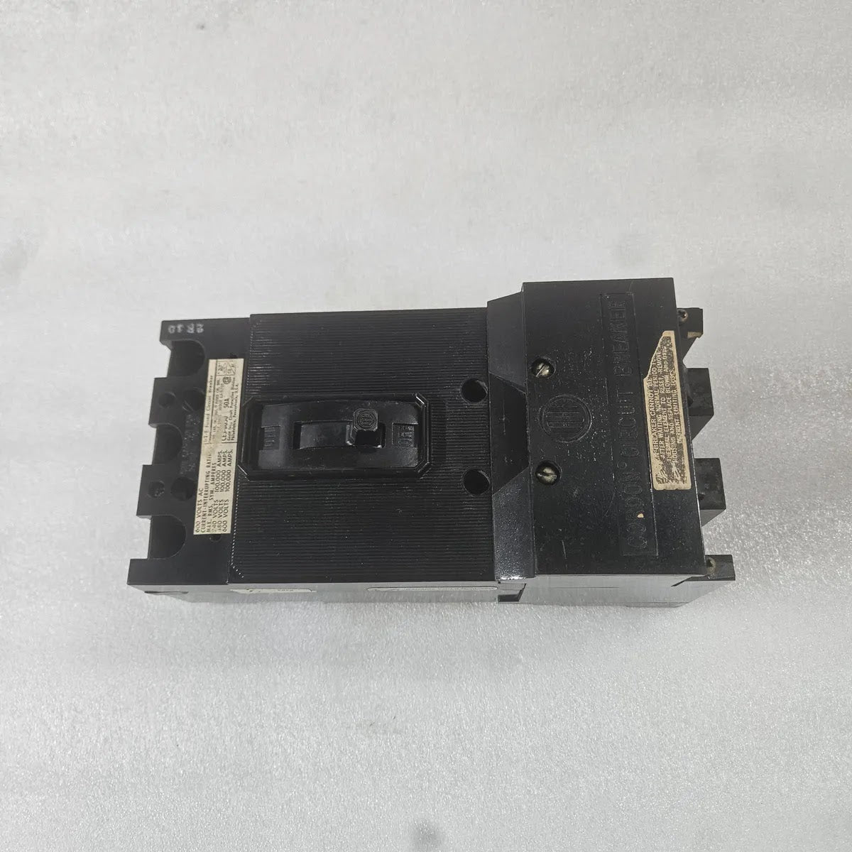 Gould ITE CE3-B050 Fused Circuit Breaker 50A 600V 100kA 3P UV Release