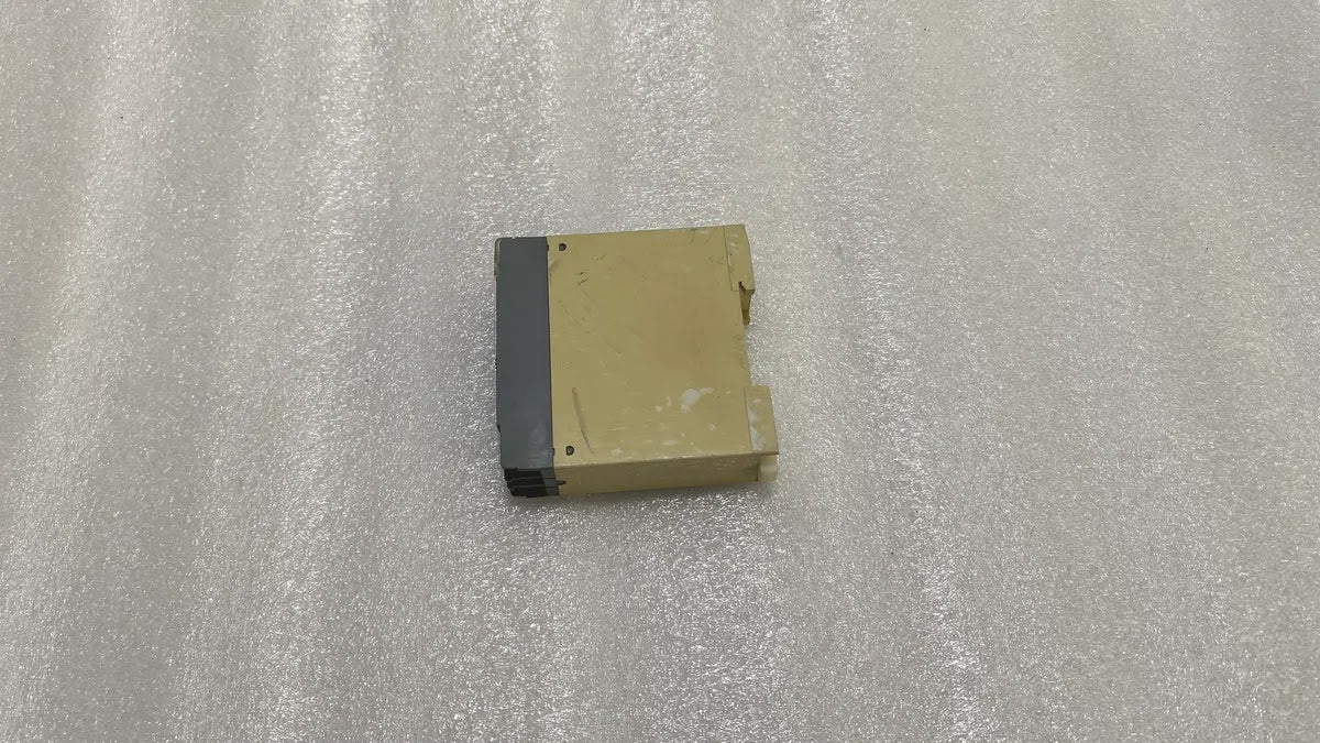 ABB CT-AHE Off Delay Time Relay 220-240V 0.3-30s 1C/O Pre-Owned