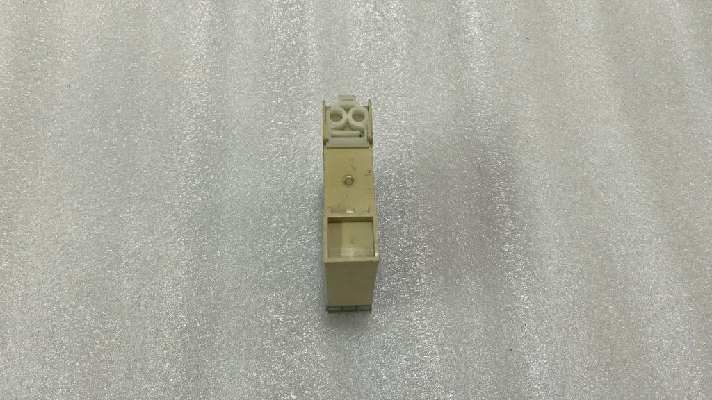 ABB CT-AHE Off Delay Time Relay 220-240V 0.3-30s 1C/O Pre-Owned
