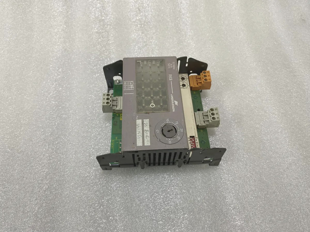 Landis & Staefa RK8/A Room Controller 50/60Hz 4VA T45°C