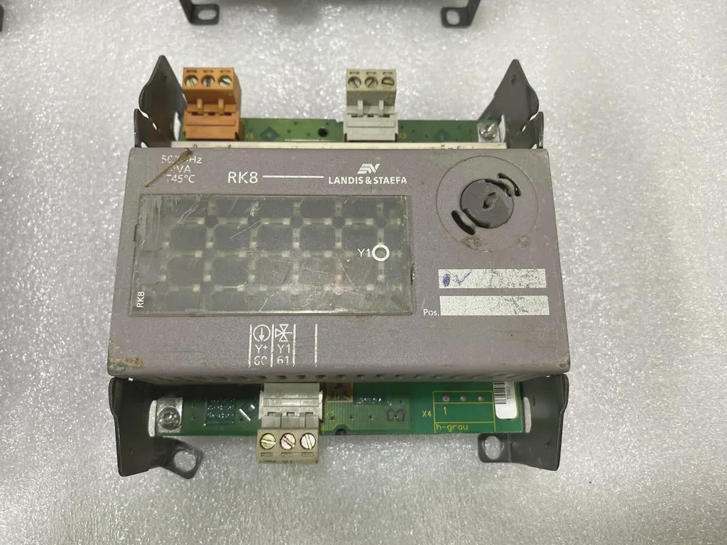 Landis & Staefa RK8/A RK8 Room Controller 50/60Hz