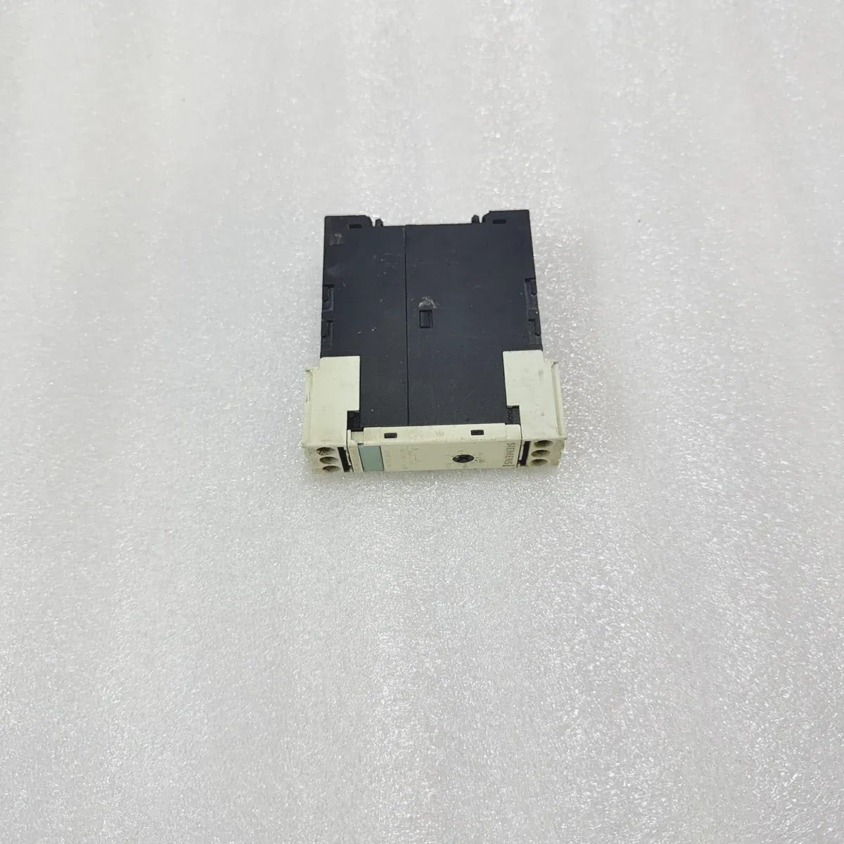 Siemens 3RP1576-1NP20 Star/Delta Timing Relay 3-60s Pre-Owned