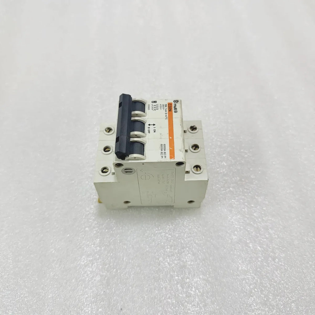 Merlin Gerin Multi 9 C32N 3P MCB 15A Type D 380/415V 6000A Pre-Owned
