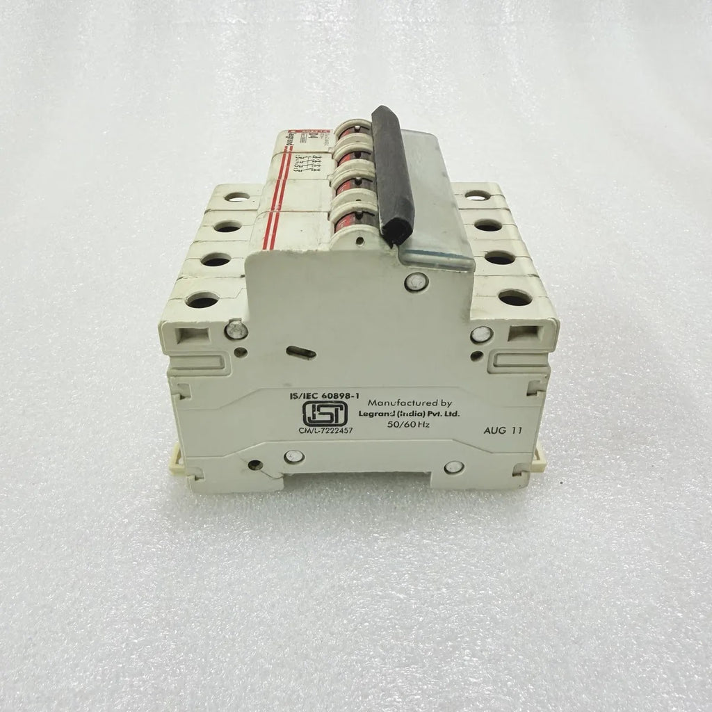 Legrand 403114 MCB D4 4P 4A 415V 10kA Circuit Breaker Pre-Owned