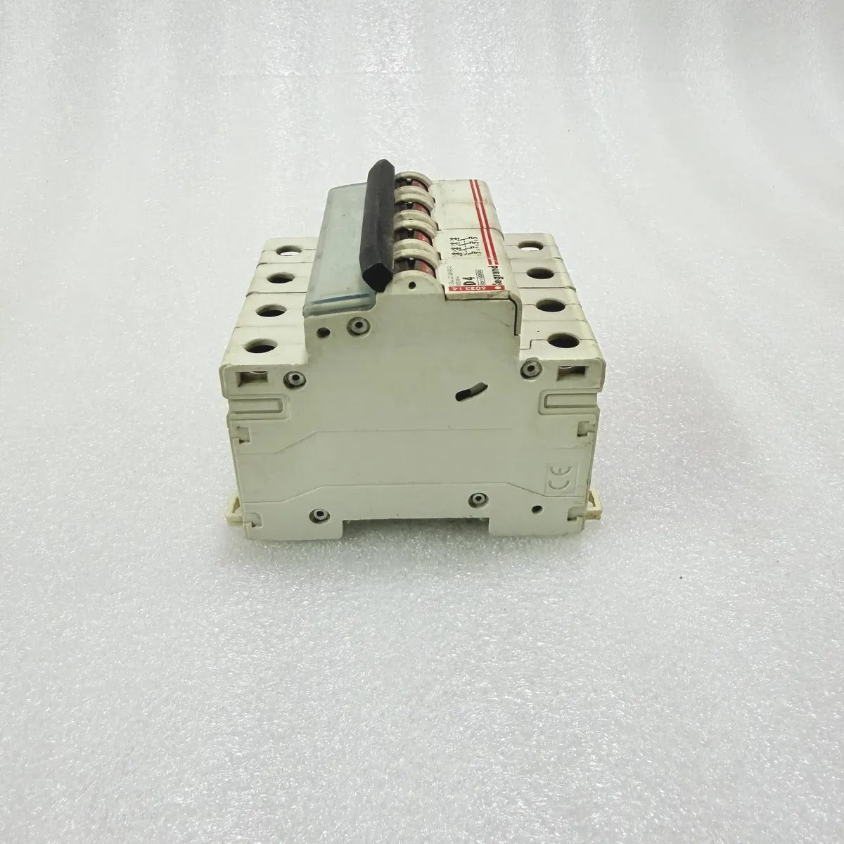 Legrand 403114 MCB D4 4P 4A 415V 10kA Circuit Breaker Pre-Owned