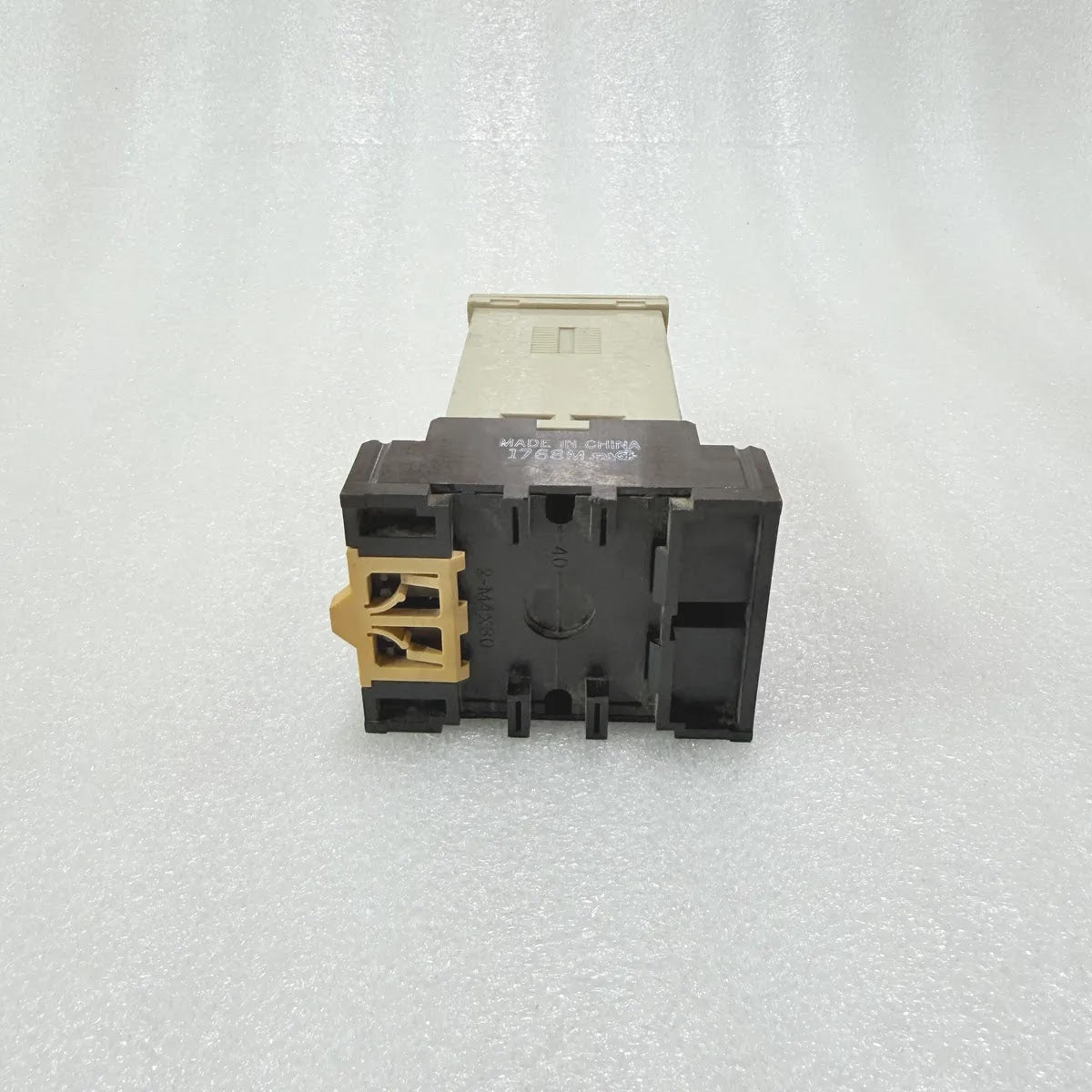 Omron H3BA-N Timer 220VAC 50/60Hz 5A250VAC with Base Pre-Owned