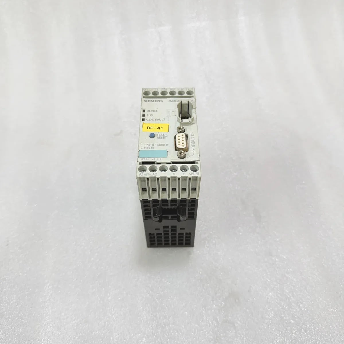 SIEMENS 3UF7010-1AU00-0 SIMOCODE PRO V Motor Management Unit with PROFIBUS DP In