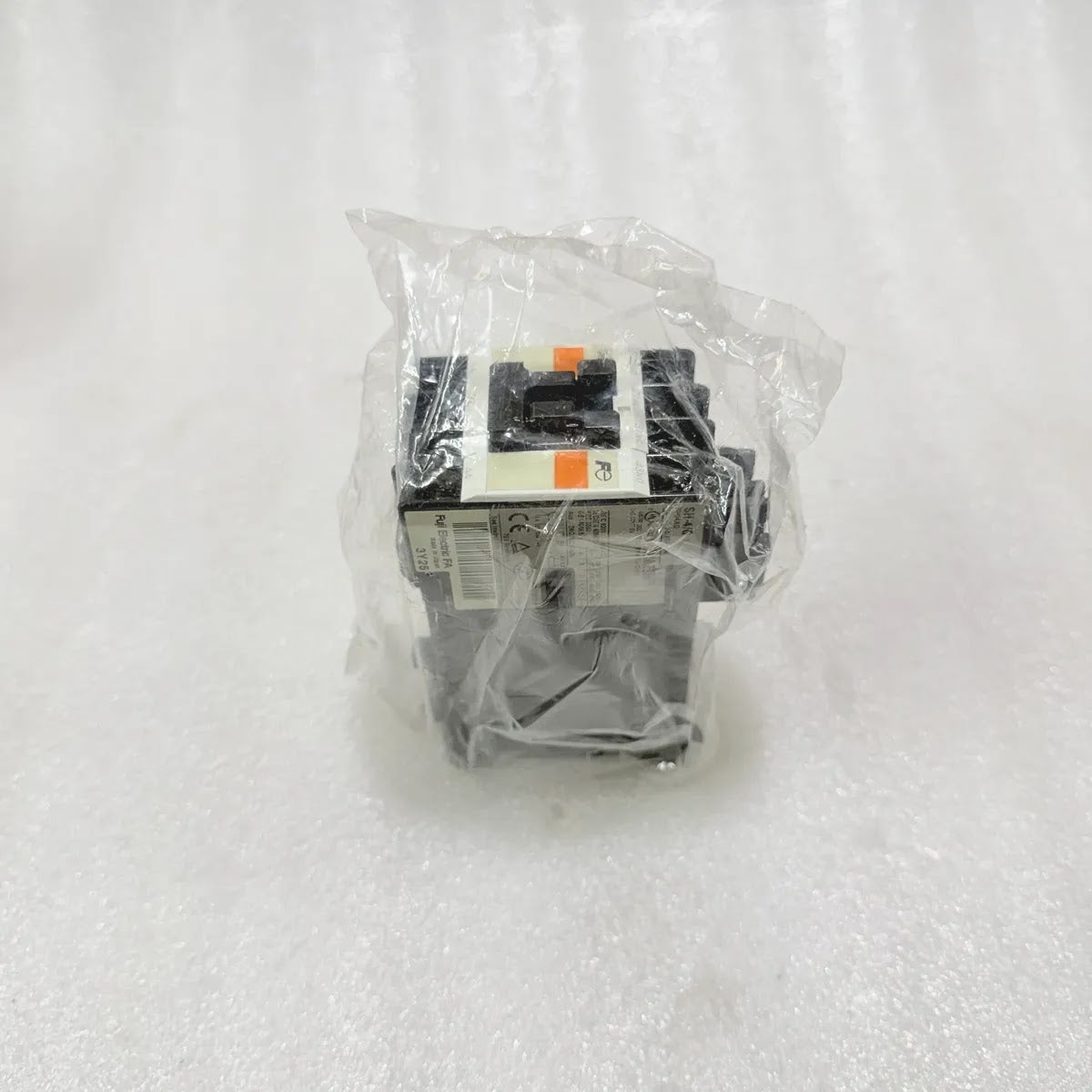 Fuji Electric SH-4/G SH04AG Auxiliary Contactor DC 24V 10A