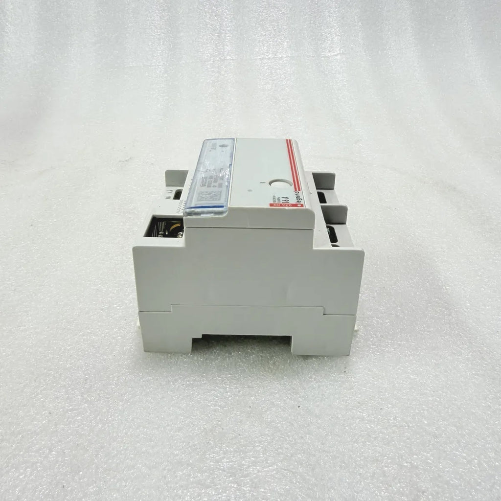 Legrand 002600 Connected Controller 16A 100-240V DIN Rail Pre-Owned