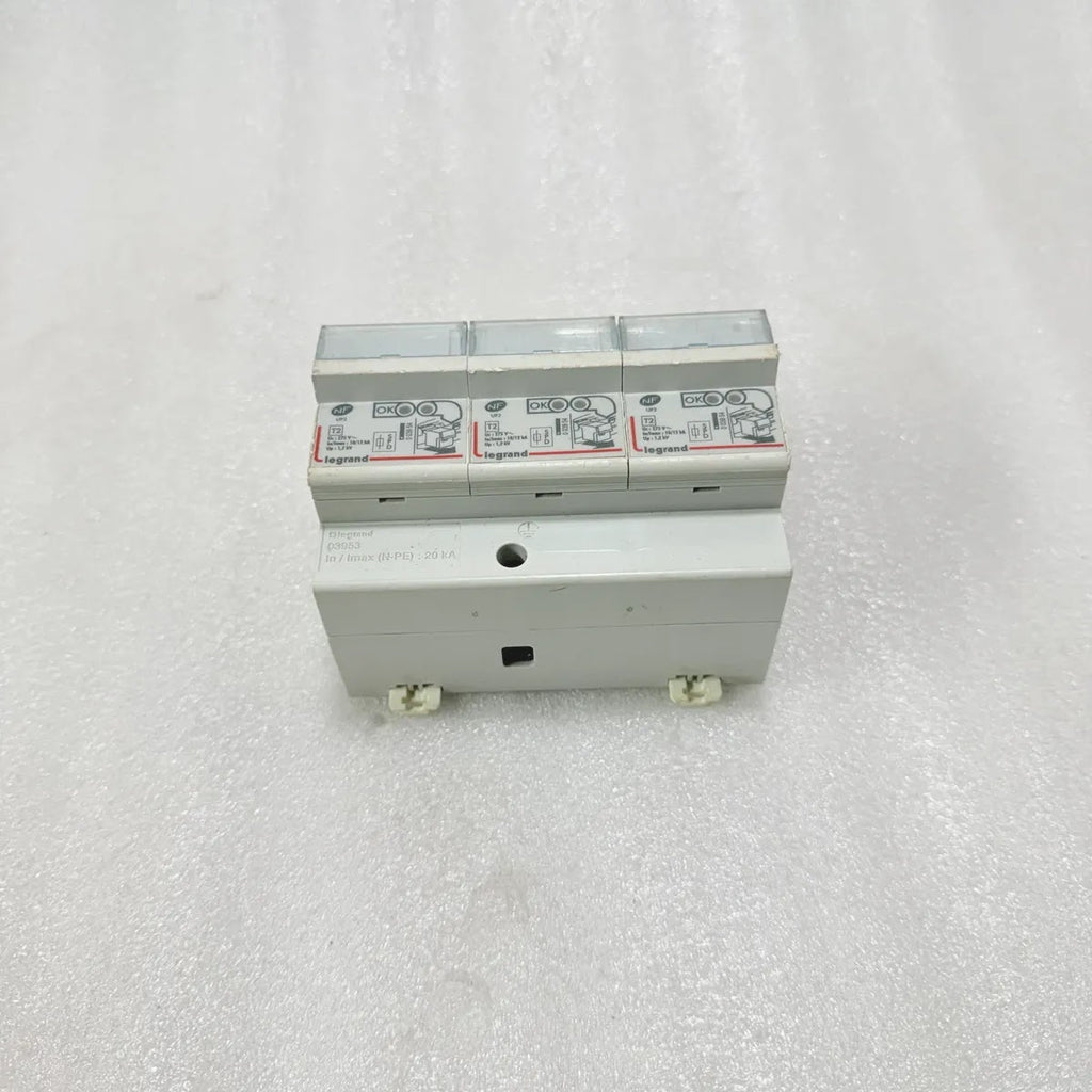 Legrand 03953 T2 Surge Protection Device 3-Pole 20kA