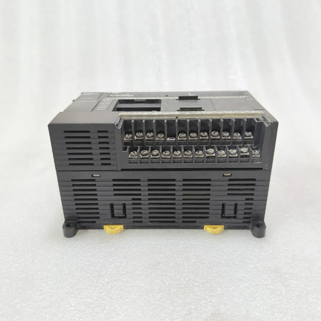 Omron CP1E-N40DR-A Sysmac PLC 100-240V AC Programmable Controller Pre-Owned