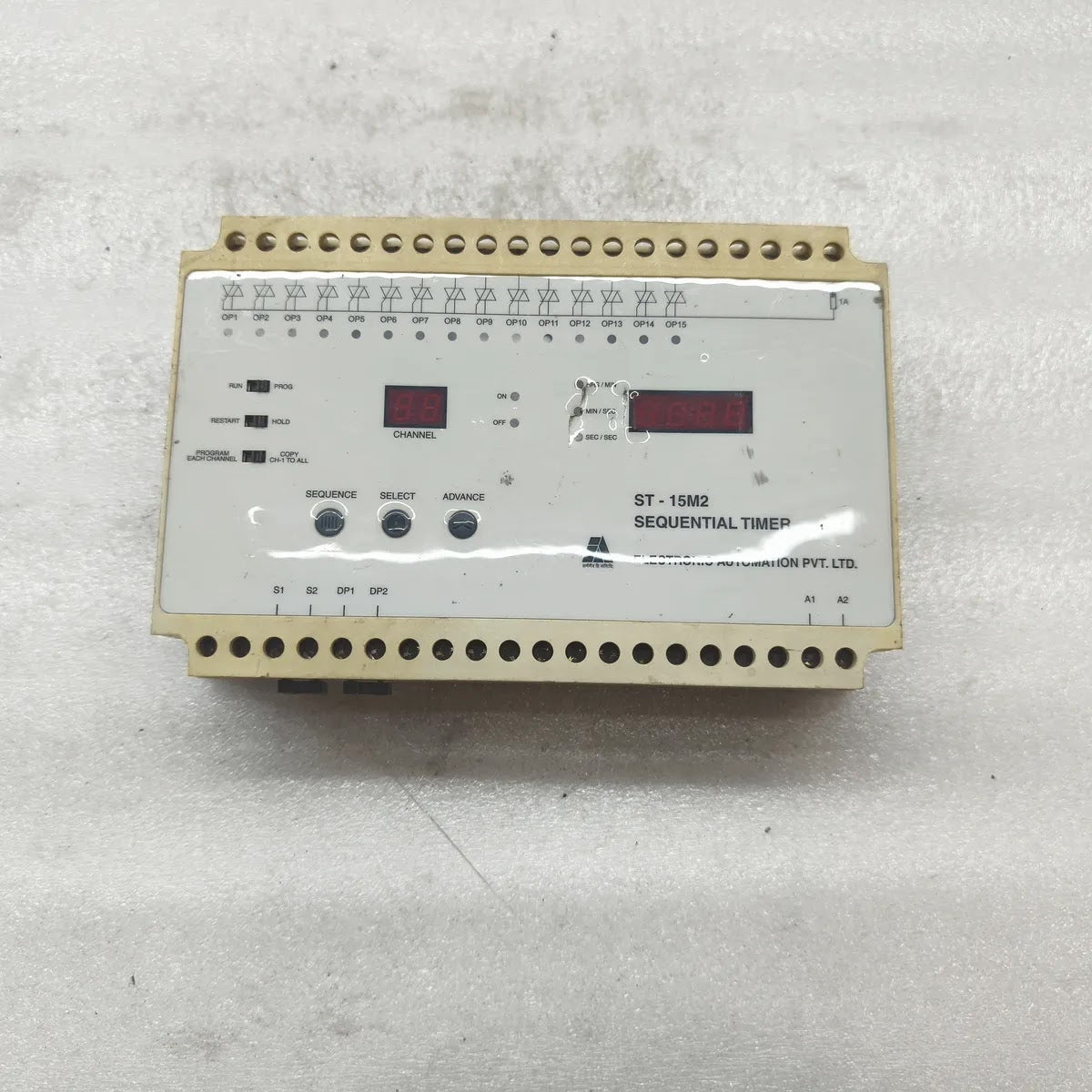EAPL ST-15M2 Sequential Timer 85V-270V AC/DC 15 Channel Triac Output 500mA