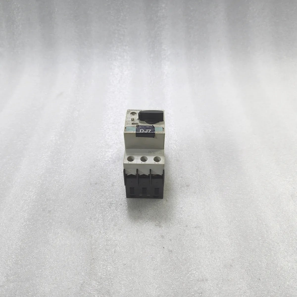 SIEMENS 3RV1021-4AA10 SIRIUS MOTOR CIRCUIT BREAKER 11-16A 3-POLE CLASS 10 690V