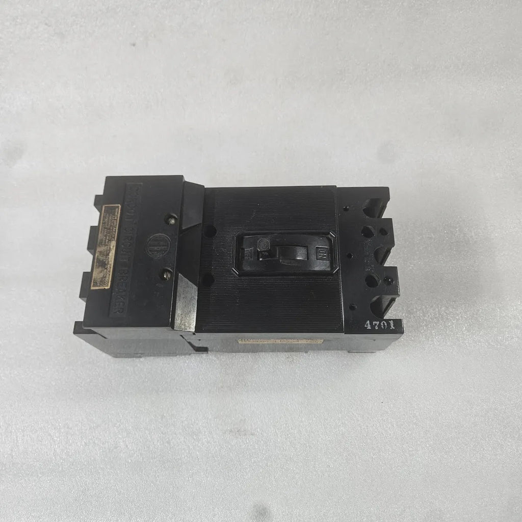 ITE Gordon CE3M050 Molded Case Breaker 3 Pole ETM 600VAC 50 Amp