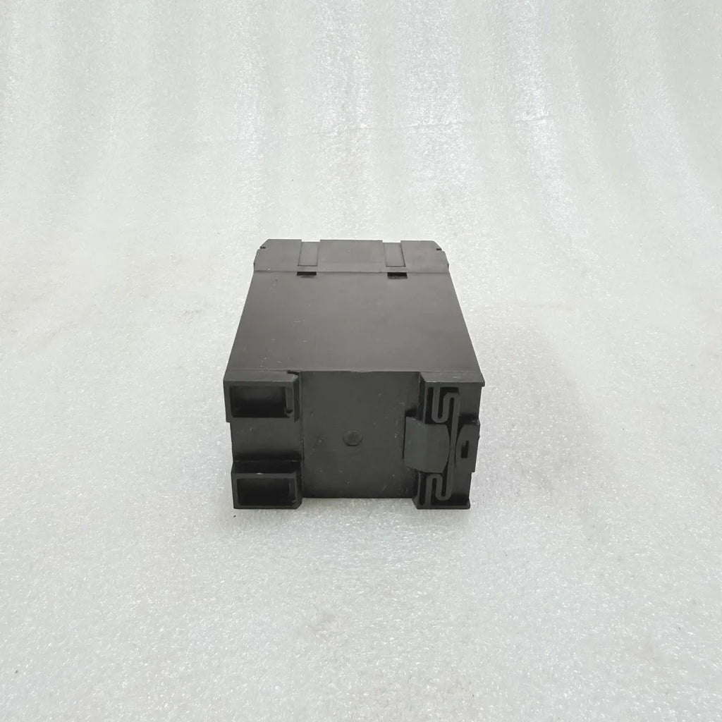 Kuhnke F1570 Frequency Monitoring Relay 6A 250V Pre-Owned