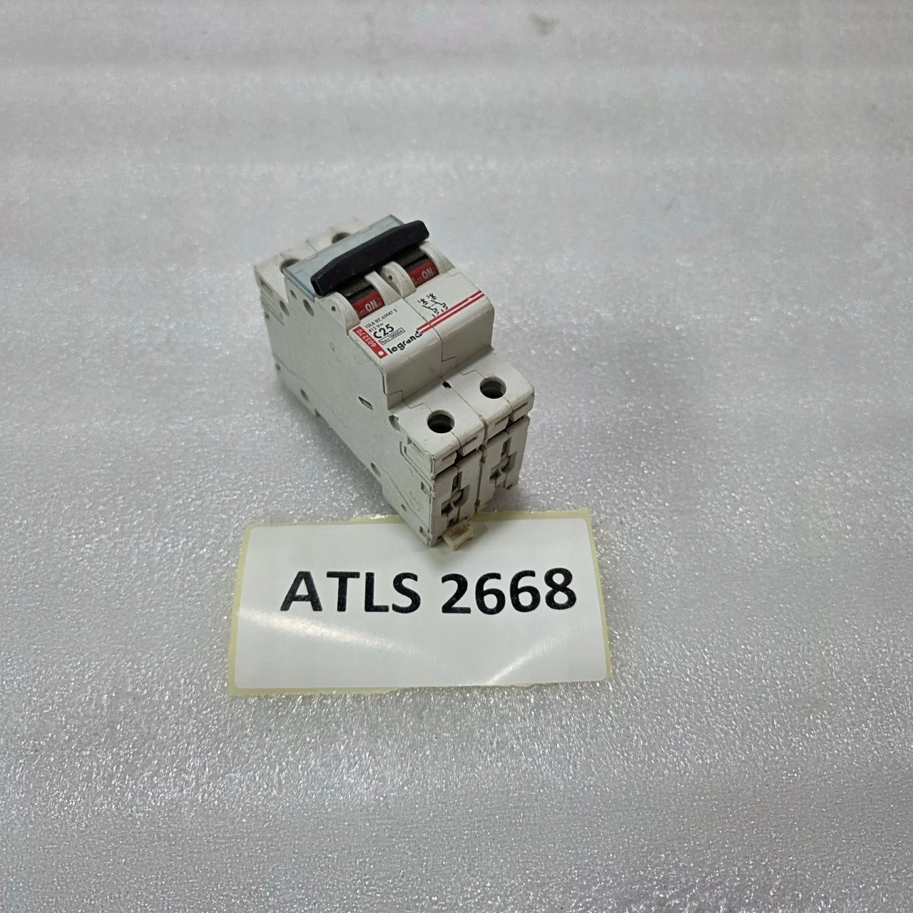 LEGRAND 603270 2P 25A TYPE C 415V 10KA MCB MINIATURE CIRCUIT BREAKER