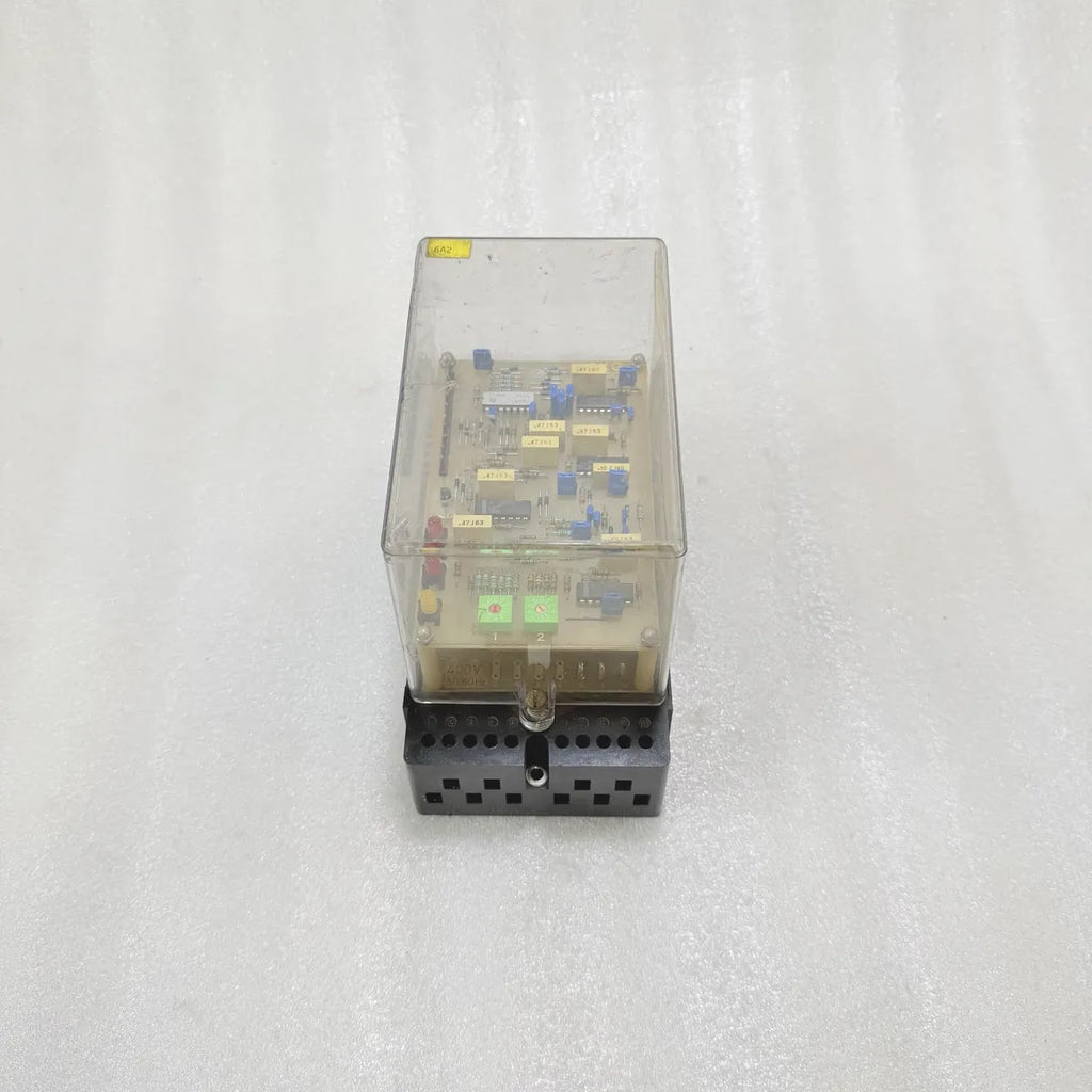 Leonhard Regelbau SKG Synchronizing Monitoring Relay U 400V Pre-Owned