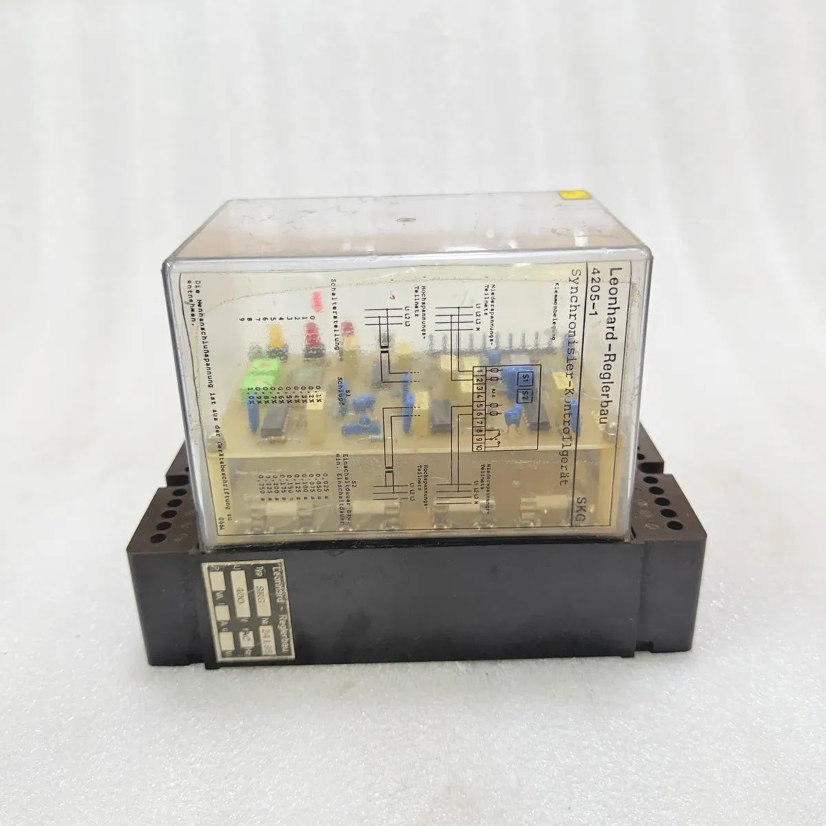Leonhard Regelbau SKG Synchronizing Monitoring Relay U 400V Pre-Owned