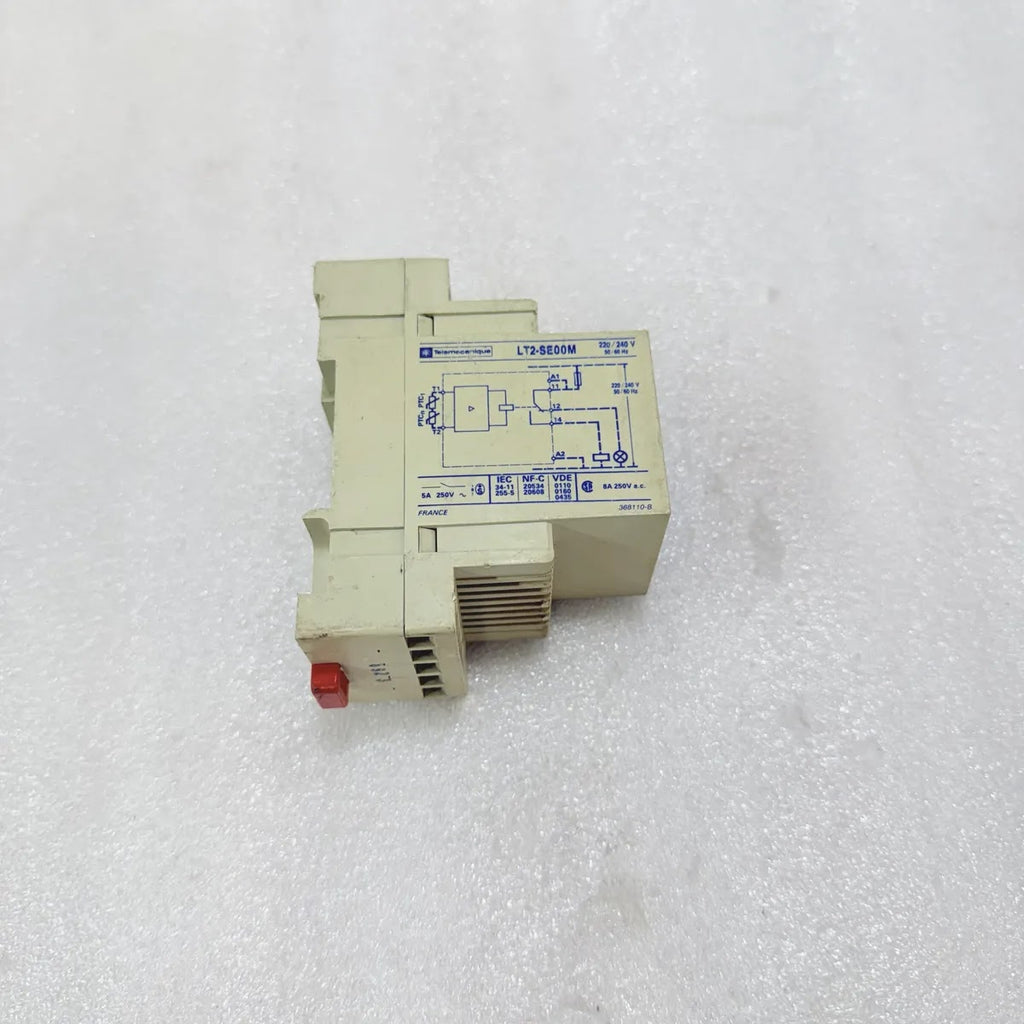 Telemecanique LT2-SE00M Thermistor Protection Relay 220/240V PTC Pre-Owned