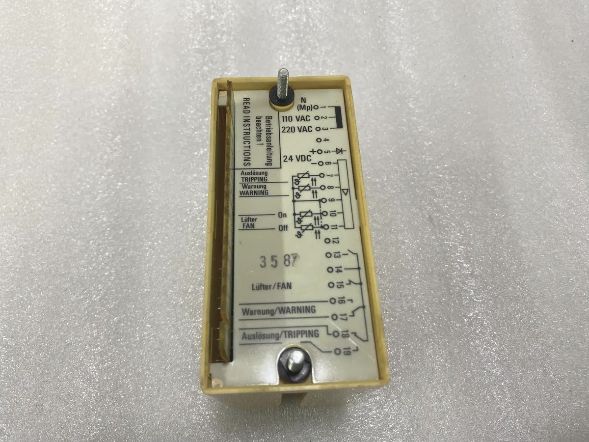 May & Christe GmbH TSG 5.1 Relay 110-220VAC 24VDC Nr 3902.0000.012