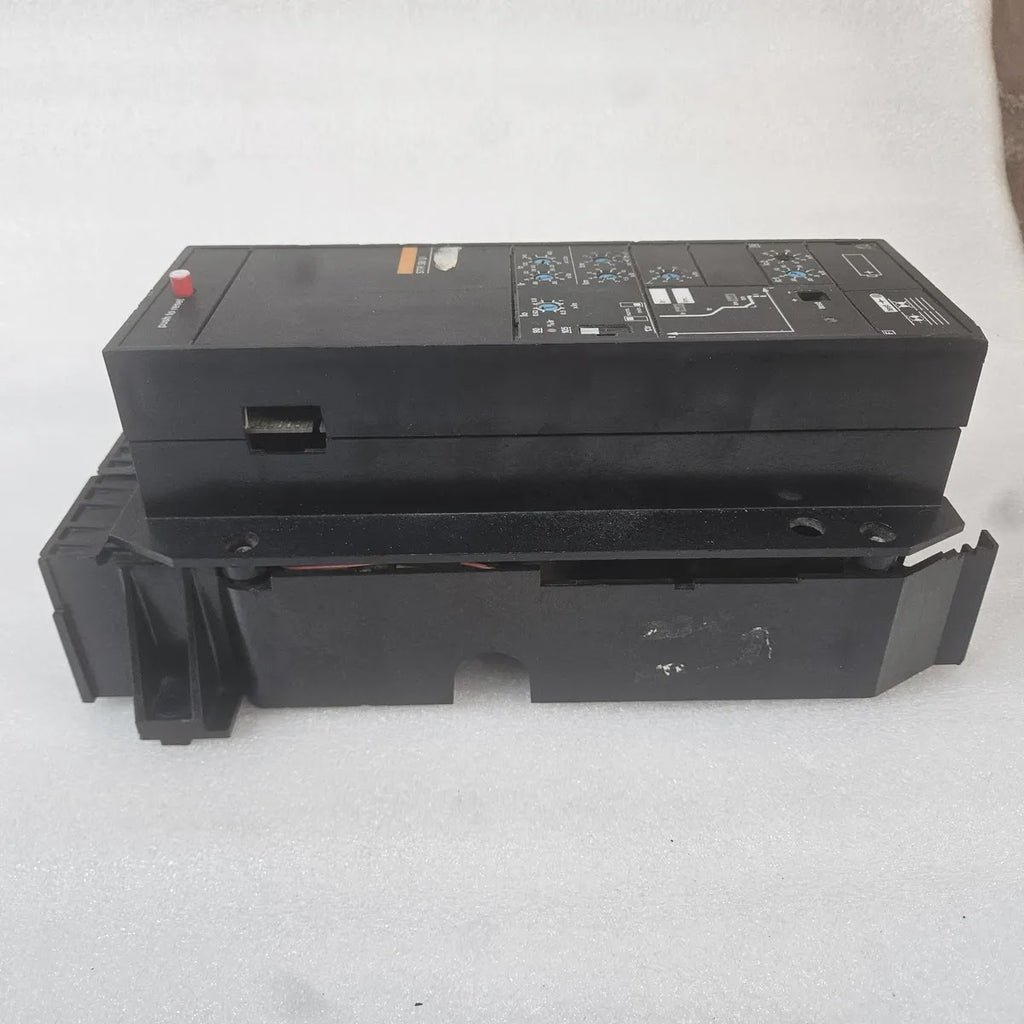 Merlin Gerin STR 58 U Electronic Trip Unit 24 VDC MasterPact