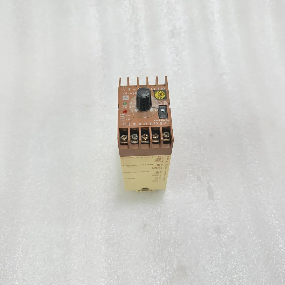Metzenauer Jung TR-VZE Multifunction Timer Relay Pre-Owned