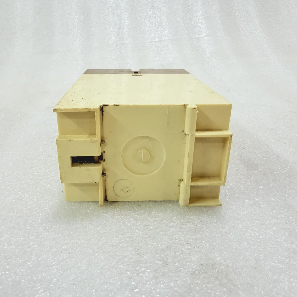 Metzenauer Jung TR-VZE Multifunction Timer Relay Pre-Owned