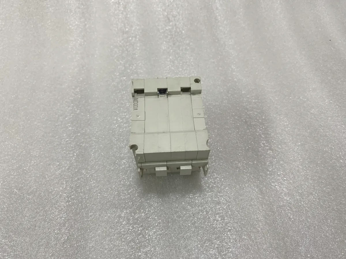 Mitsubishi CP30-BA 3 Pole 30A Circuit Protector 230V AC 2.5kA Pre-Owned