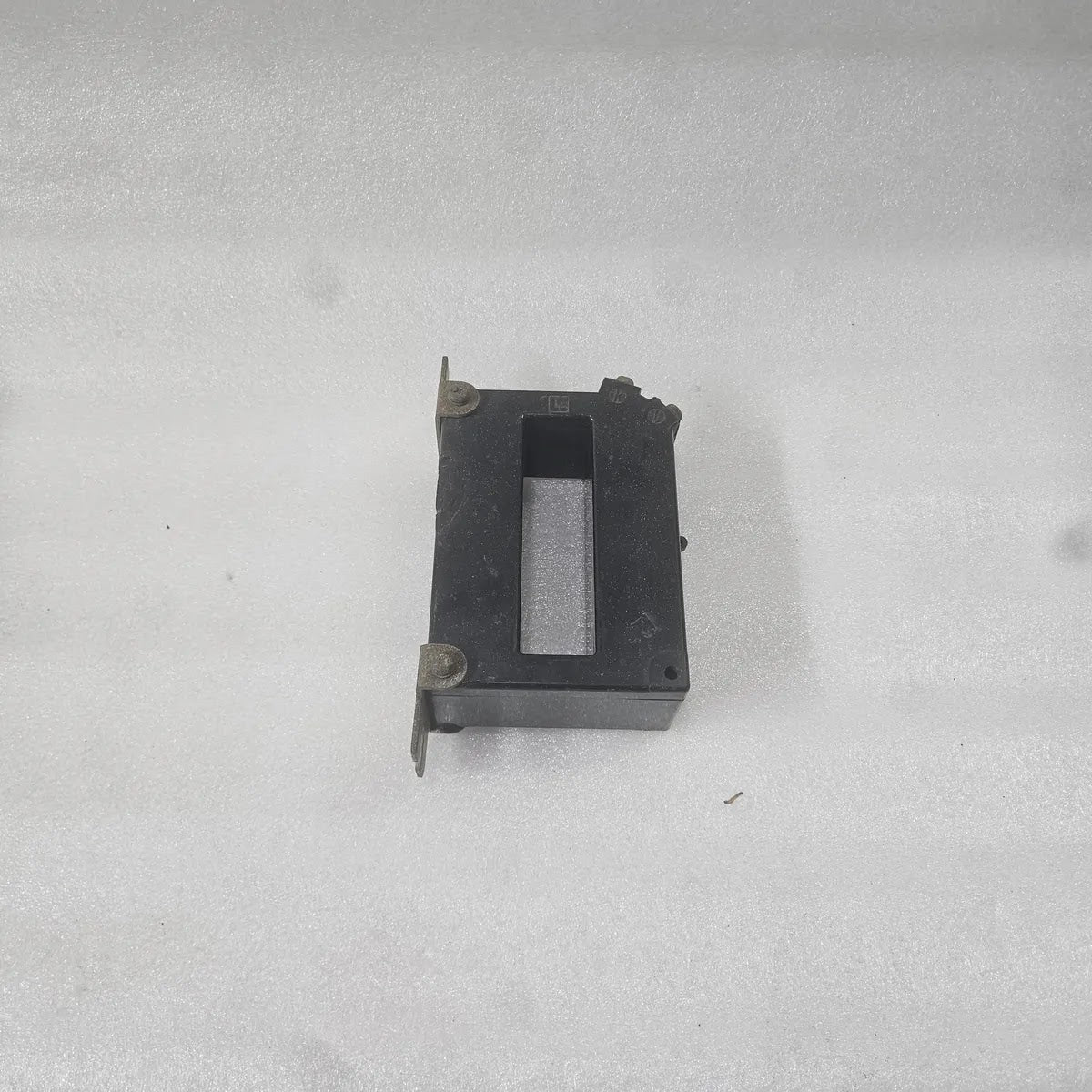 Mitsubishi CW-40LM Current Transformer 1000/5A 40VA 1150V